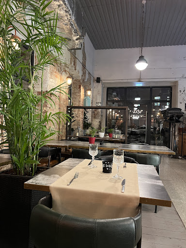 Red Restaurant